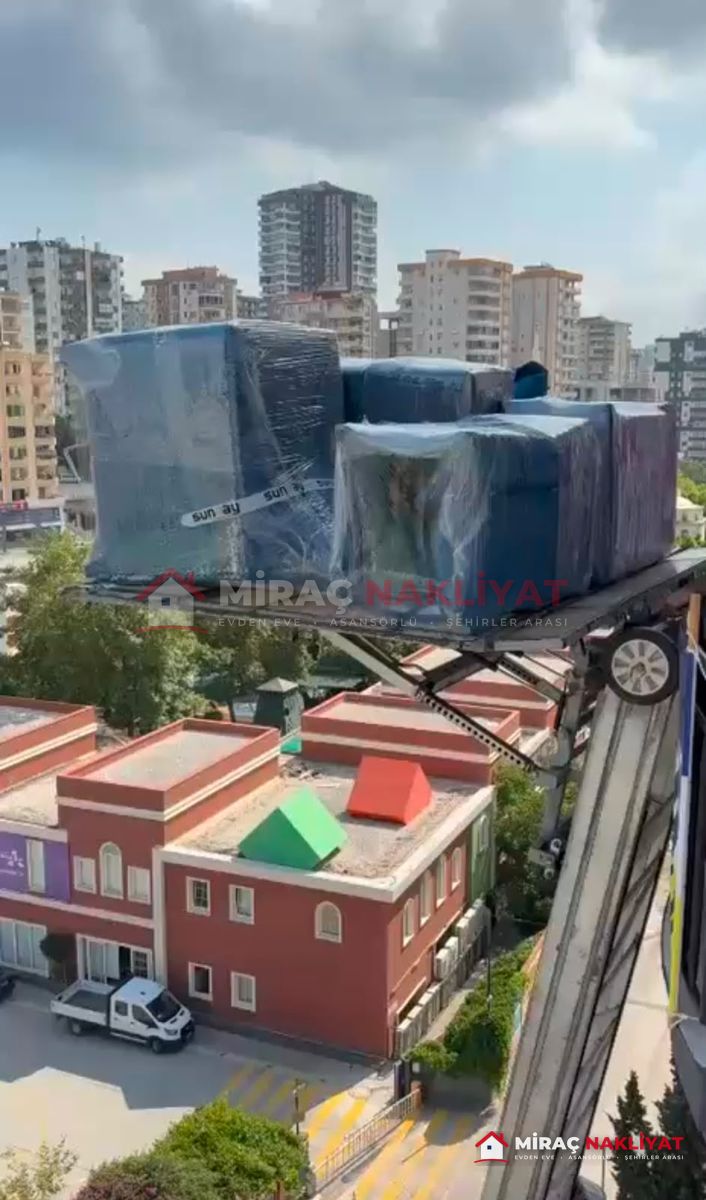 Feke Evden Eve Nakliyat - Asansörlü taşımada yüklenen eşyalar Feke Evden Eve Nakliyat - Asansörlü taşımada yüklenen eşyalar